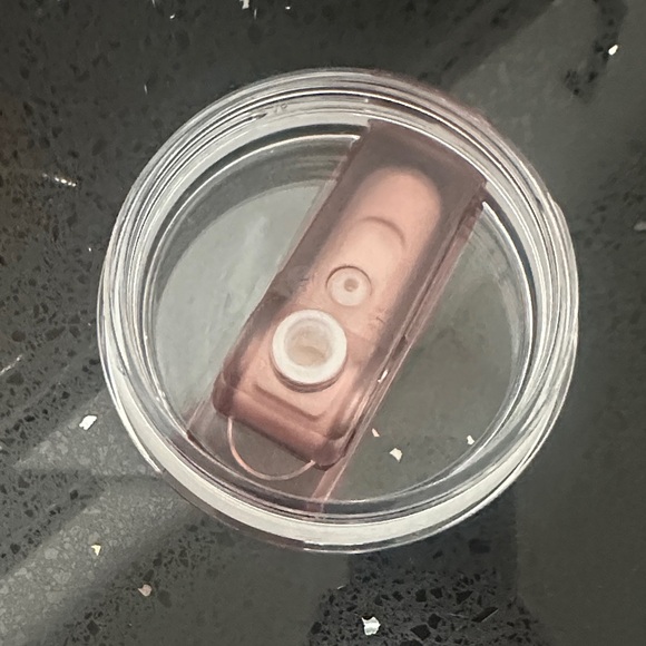 🤑SOLD🤑NEW Authentic Stanley Clear and Pink Tumbler Lid with flip top for straw - Picture 3 of 3